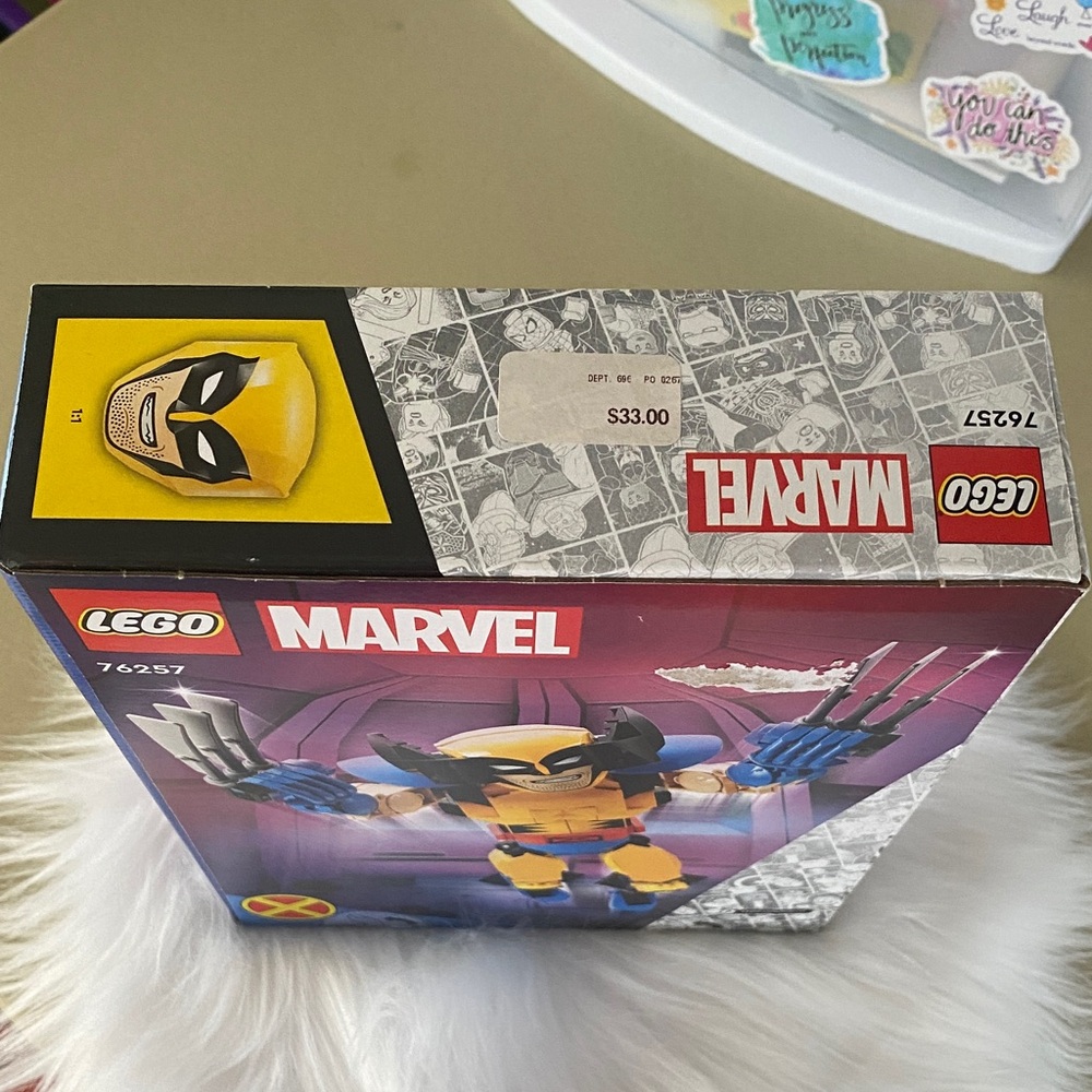 New in box marvel wolverine Lego set - Picture 4 of 7
